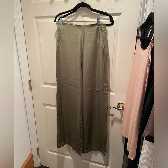 ZARA Wide Leg Green Satin Pants - Picture 9 of 11